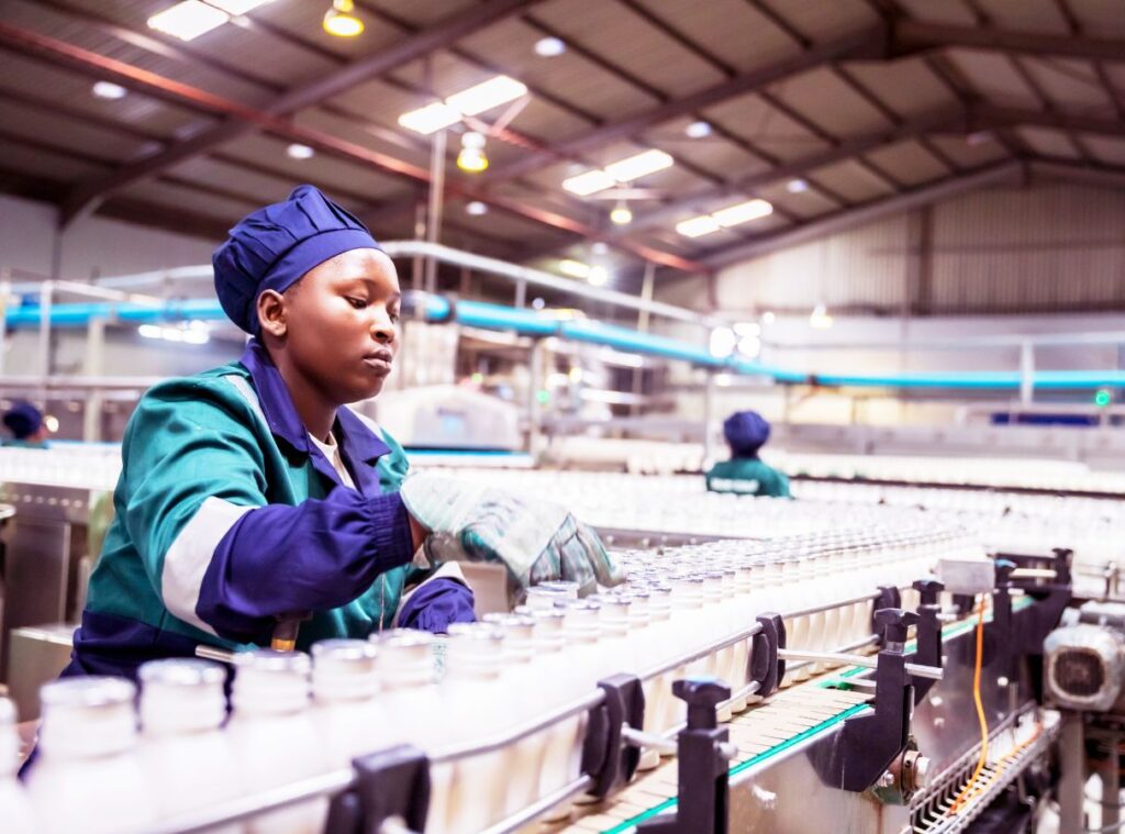 age 100 gestion production entreprise Côte d’Ivoire pilotage industriel